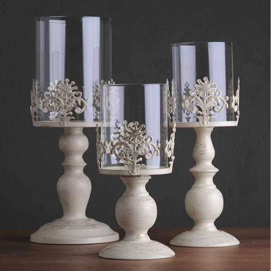 Candelabro Strongwell de Metal con Base Decorativa