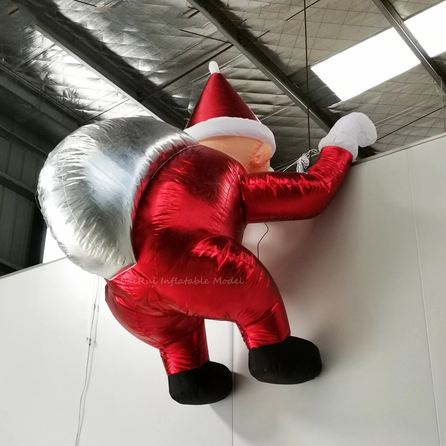 Decoración Navideña Inflable de Santa Claus Escalador